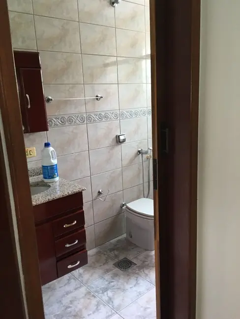 Foto 1 de Casa com 3 quartos à venda, 300m2 em Santana, Pindamonhangaba - SP