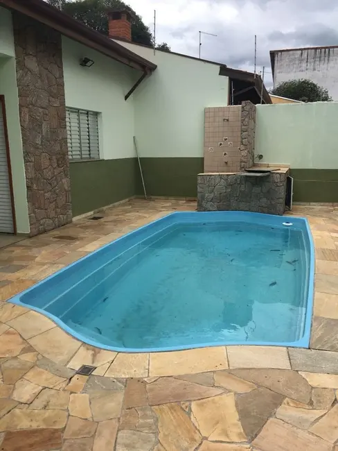 Foto 6 de Casa com 3 quartos à venda, 300m2 em Santana, Pindamonhangaba - SP