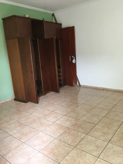 Foto 8 de Casa com 3 quartos à venda, 300m2 em Santana, Pindamonhangaba - SP