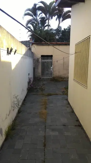 Foto 9 de Casa com 5 quartos à venda, 305m2 em Jardim Carlota, Pindamonhangaba - SP