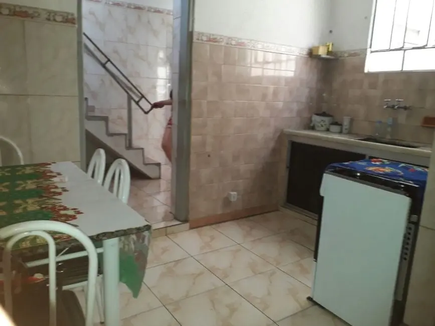 Foto 6 de Casa com 2 quartos à venda, 62m2 em Jardim Coelho Neto, Guaratingueta - SP