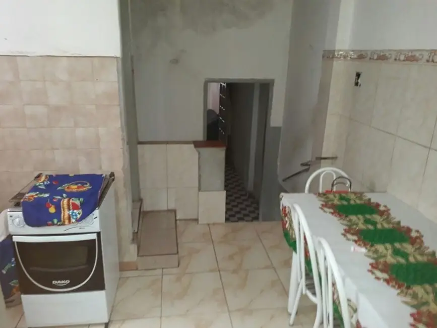 Foto 9 de Casa com 2 quartos à venda, 62m2 em Jardim Coelho Neto, Guaratingueta - SP
