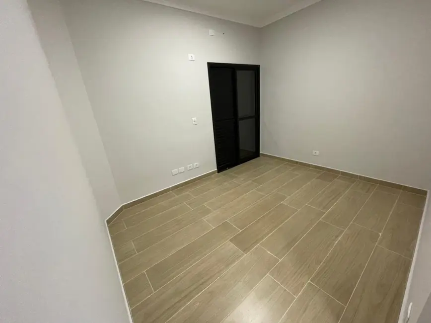 Foto 9 de Casa de Condomínio com 3 quartos à venda em Parque São Domingos, Pindamonhangaba - SP