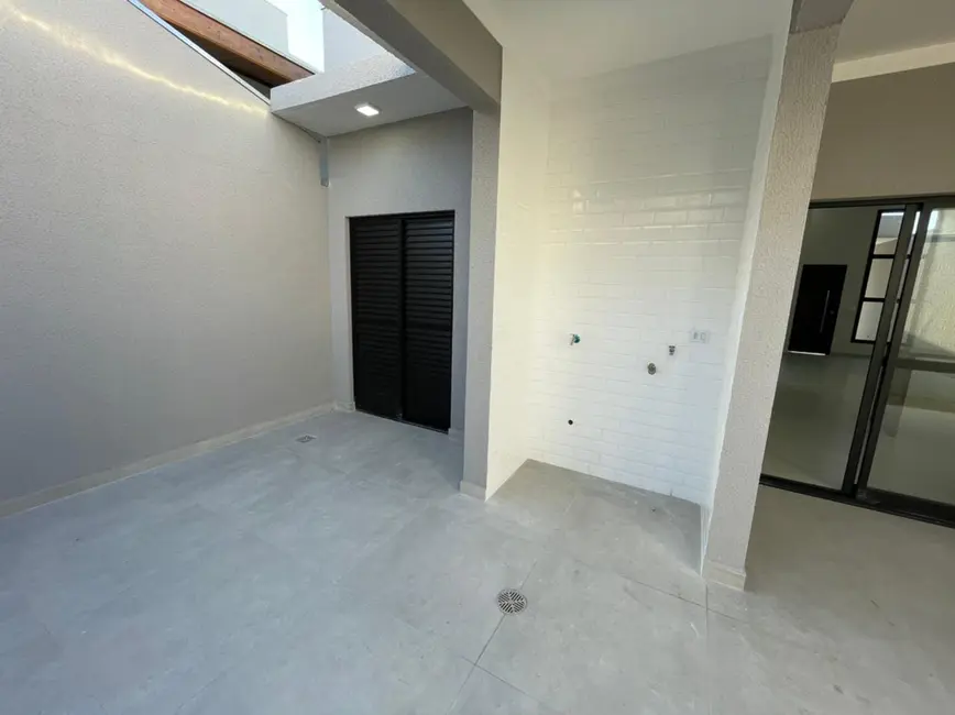 Foto 5 de Casa de Condomínio com 3 quartos à venda em Parque São Domingos, Pindamonhangaba - SP