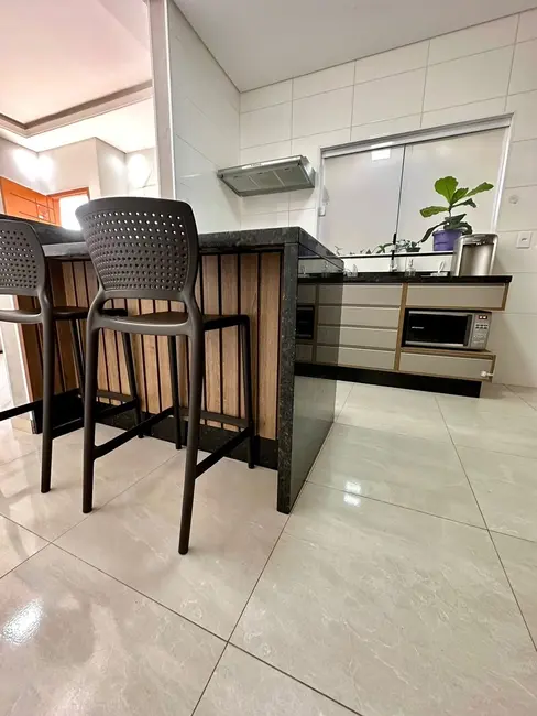 Foto 7 de Casa com 2 quartos à venda, 76m2 em Pindamonhangaba - SP