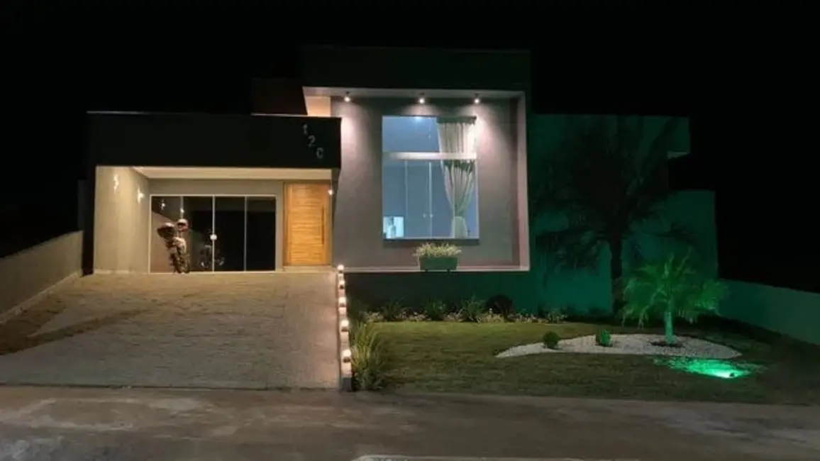 Foto 4 de Casa de Condomínio com 3 quartos à venda, 215m2 em Taubate - SP