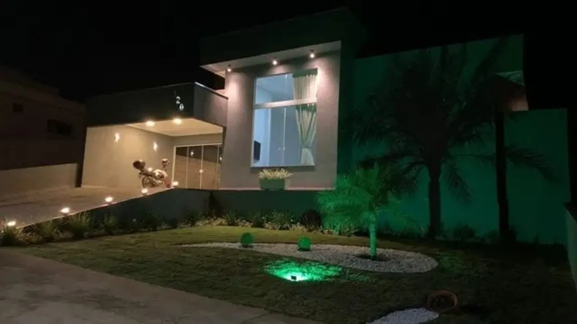 Foto 2 de Casa de Condomínio com 3 quartos à venda, 215m2 em Taubate - SP