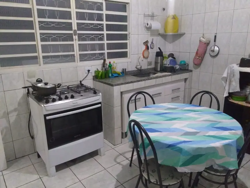 Foto 7 de Casa com 2 quartos à venda, 101m2 em Jardim Gurilândia, Taubate - SP