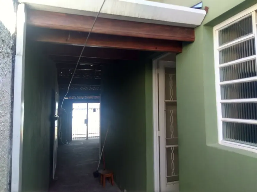 Foto 3 de Casa com 2 quartos à venda, 101m2 em Jardim Gurilândia, Taubate - SP