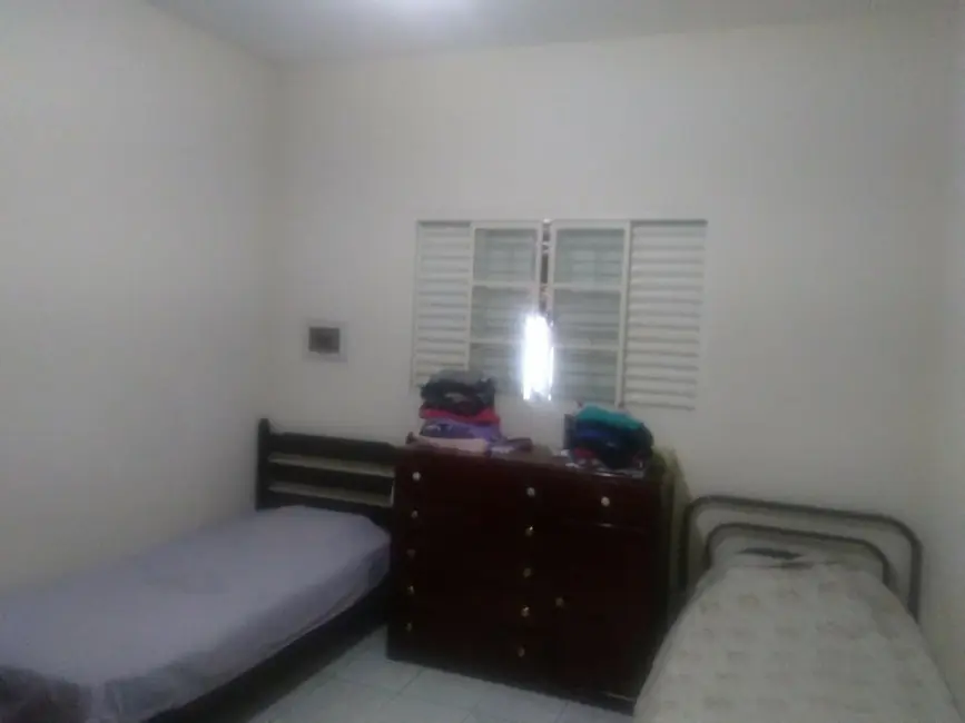 Foto 4 de Casa com 2 quartos à venda, 101m2 em Jardim Gurilândia, Taubate - SP
