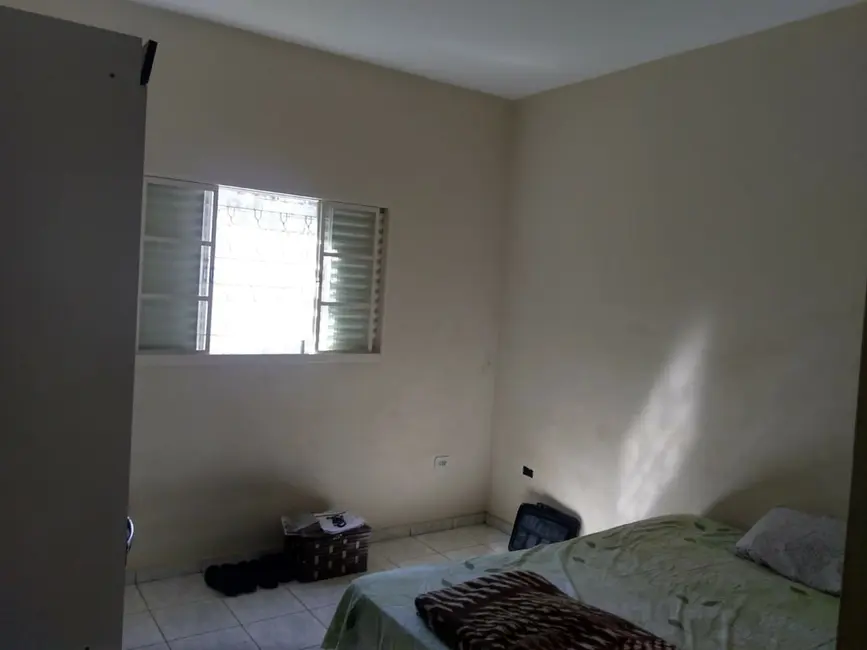 Foto 9 de Casa com 2 quartos à venda, 101m2 em Jardim Gurilândia, Taubate - SP