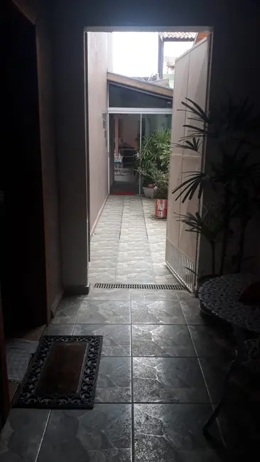 Foto 5 de Casa com 3 quartos à venda, 300m2 em Parque Santo Antônio, Taubate - SP