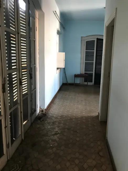 Foto 9 de Sobrado com 3 quartos à venda, 256m2 em Centro, Pindamonhangaba - SP