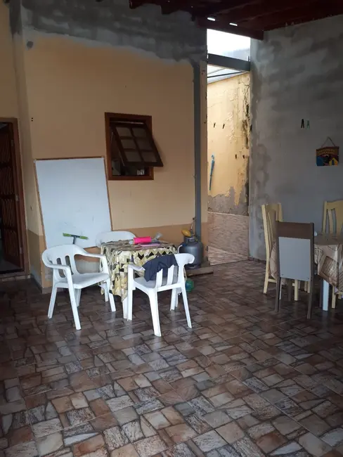 Foto 2 de Casa com 3 quartos à venda, 150m2 em Residencial Campo Belo, Pindamonhangaba - SP