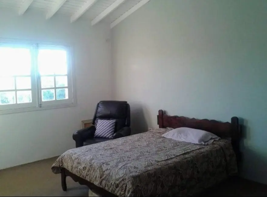 Foto 4 de Sobrado com 4 quartos à venda, 350m2 em Tremembe - SP