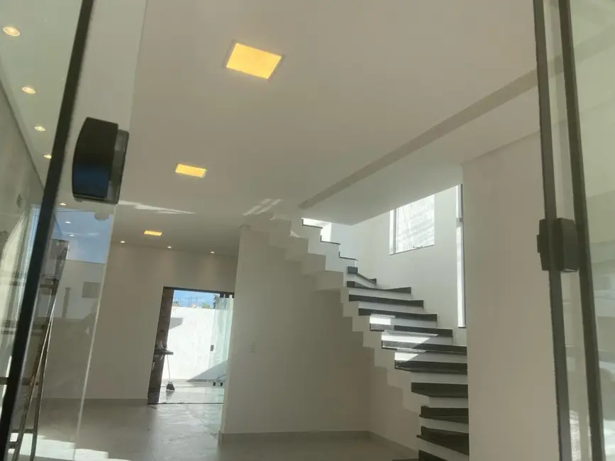 Foto 3 de Casa de Condomínio com 3 quartos à venda em Morada dos Nobres, Taubate - SP