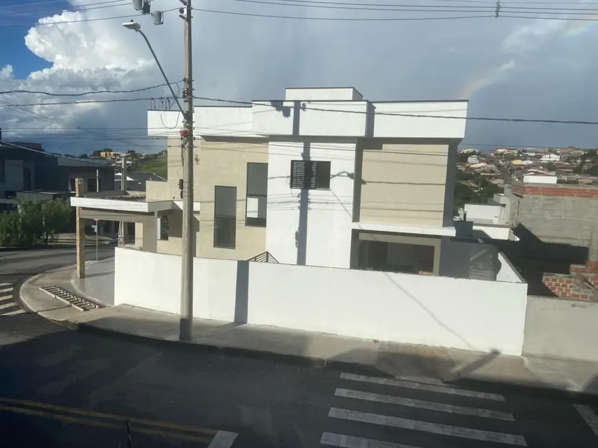 Foto 1 de Casa de Condomínio com 3 quartos à venda em Morada dos Nobres, Taubate - SP