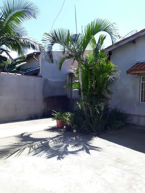 Foto 1 de Casa com 2 quartos à venda, 124m2 em Pindamonhangaba - SP