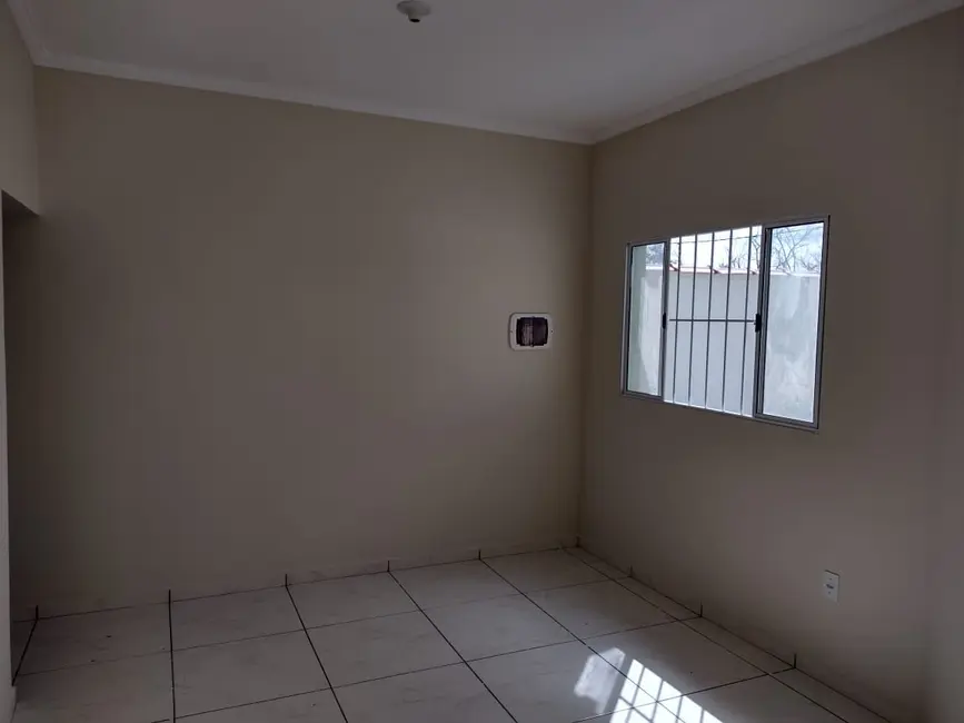 Foto 4 de Casa com 2 quartos à venda, 70m2 em Residencial Pasin, Pindamonhangaba - SP