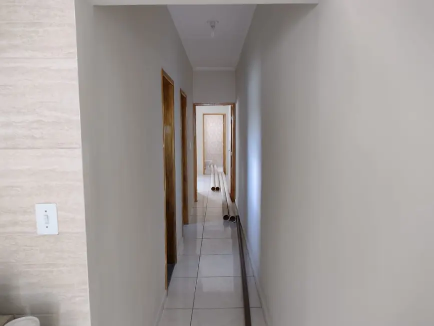 Foto 3 de Casa com 2 quartos à venda, 70m2 em Residencial Pasin, Pindamonhangaba - SP