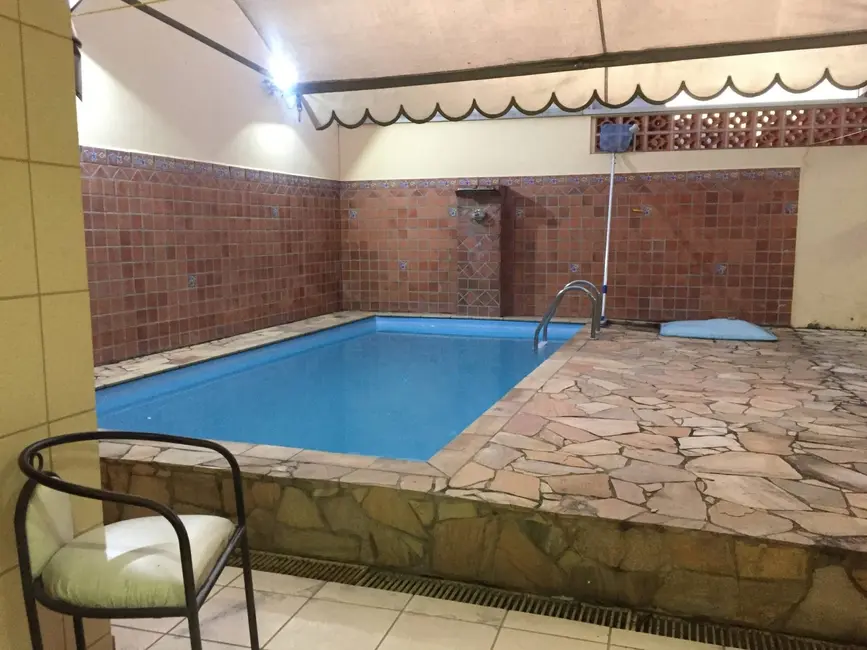 Foto 4 de Sobrado com 2 quartos à venda, 140m2 em Jardim Santa Luzia, Pindamonhangaba - SP