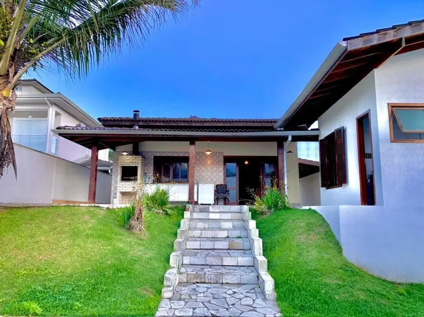 Foto 8 de Casa de Condomínio com 4 quartos à venda, 160m2 em Ubatuba - SP