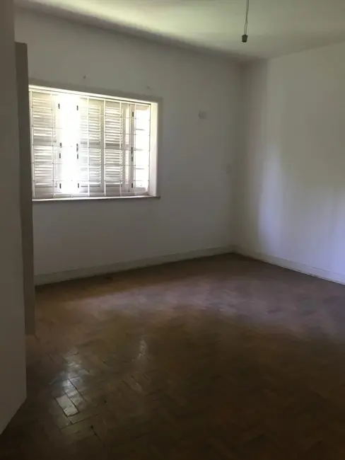Foto 4 de Casa com 4 quartos à venda, 245m2 em Centro, Pindamonhangaba - SP