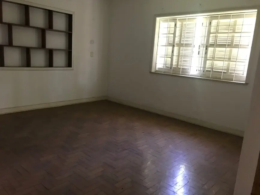 Foto 1 de Casa com 4 quartos à venda, 245m2 em Centro, Pindamonhangaba - SP