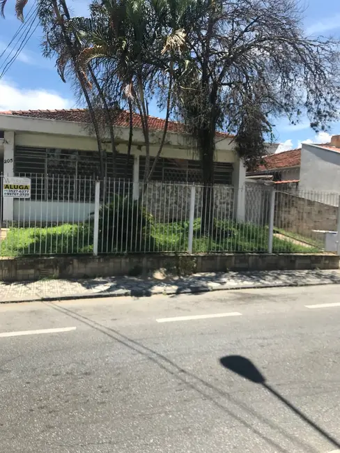 Foto 6 de Casa com 4 quartos à venda, 245m2 em Centro, Pindamonhangaba - SP