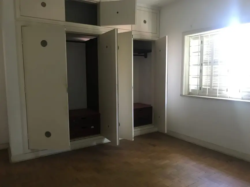 Foto 5 de Casa com 4 quartos à venda, 245m2 em Centro, Pindamonhangaba - SP