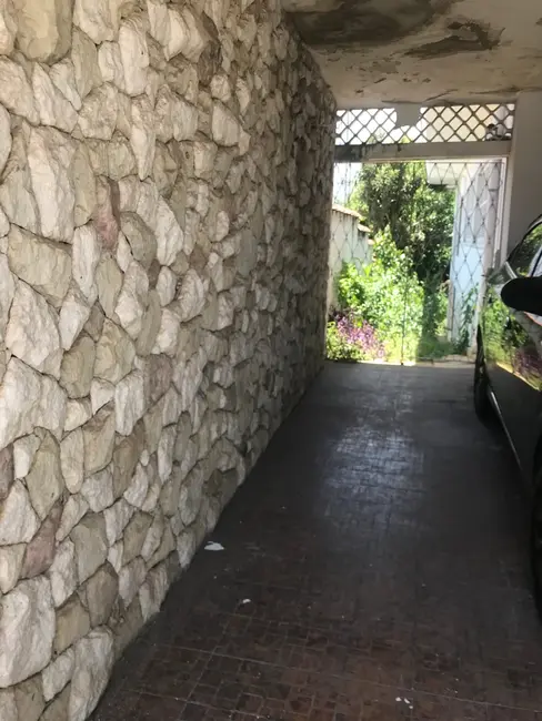 Foto 2 de Casa com 4 quartos à venda, 245m2 em Centro, Pindamonhangaba - SP