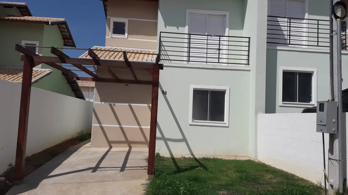 Sobrado com 3 quartos à venda e para alugar, 83m2 em Pindamonhangaba - SP - imagem 4 Foto 4 de Sobrado com 3 quartos à venda e para alugar, 83m2 em Pindamonhangaba - SP