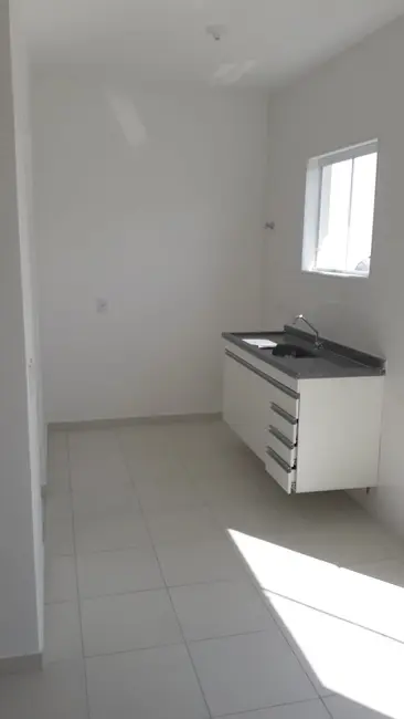 Sobrado com 3 quartos à venda e para alugar, 83m2 em Pindamonhangaba - SP - imagem 5 Foto 5 de Sobrado com 3 quartos à venda e para alugar, 83m2 em Pindamonhangaba - SP