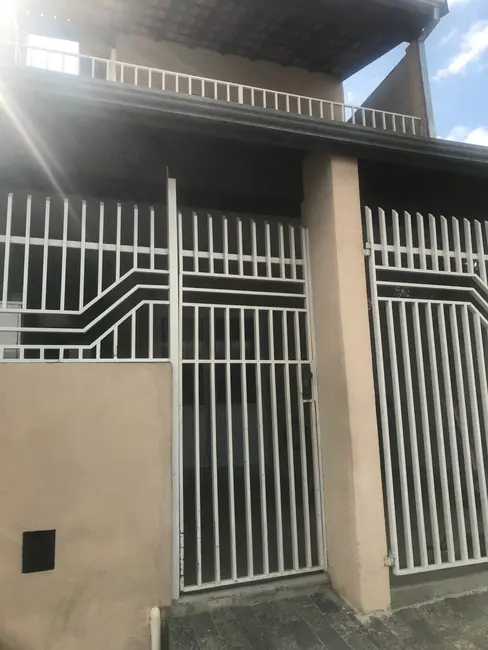 Foto 1 de Casa com 3 quartos à venda, 125m2 em Pindamonhangaba - SP