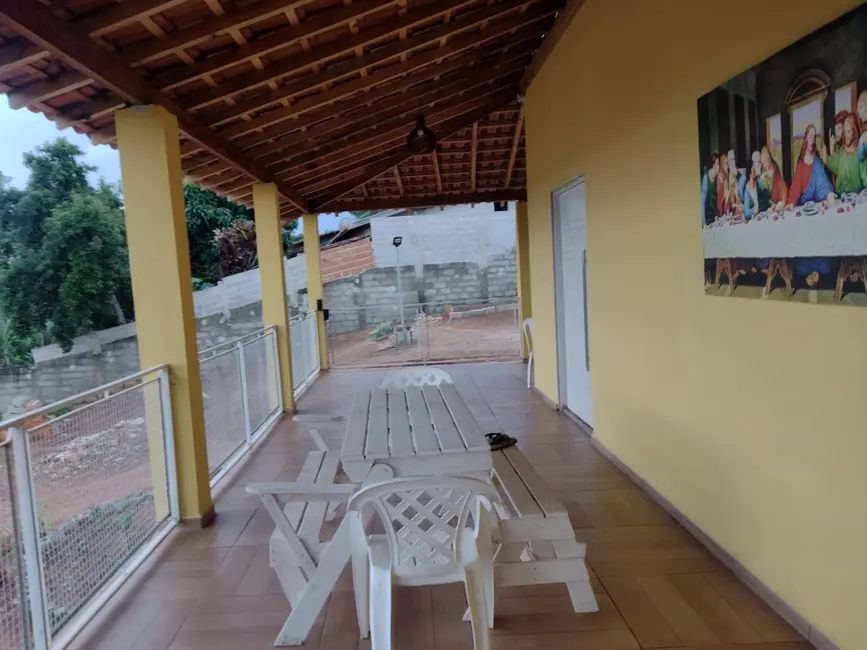 Foto 2 de Casa com 4 quartos à venda, 390m2 em São Gonçalo, Taubate - SP