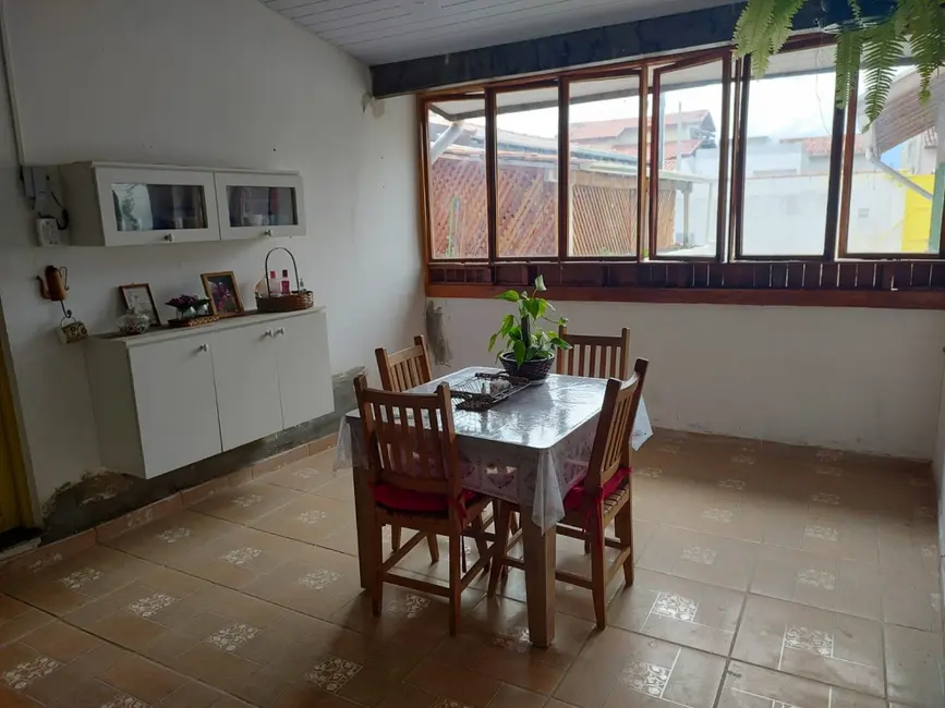 Foto 5 de Casa com 2 quartos à venda, 110m2 em Pindamonhangaba - SP