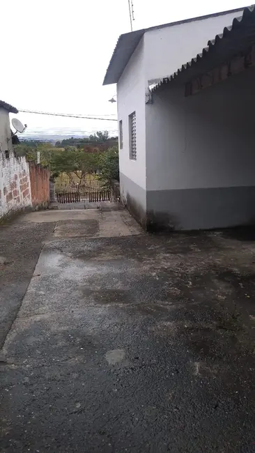 Foto 9 de Casa com 3 quartos à venda, 250m2 em Guaratingueta - SP