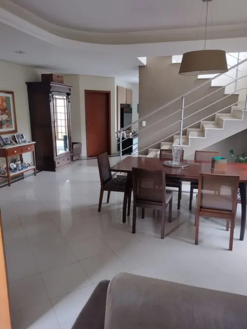 Foto 8 de Casa de Condomínio com 4 quartos à venda, 275m2 em Sao Jose Dos Campos - SP