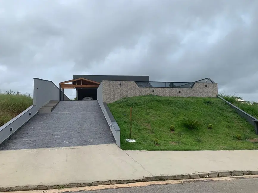 Foto 1 de Casa de Condomínio com 4 quartos à venda, 286m2 em Taubate - SP