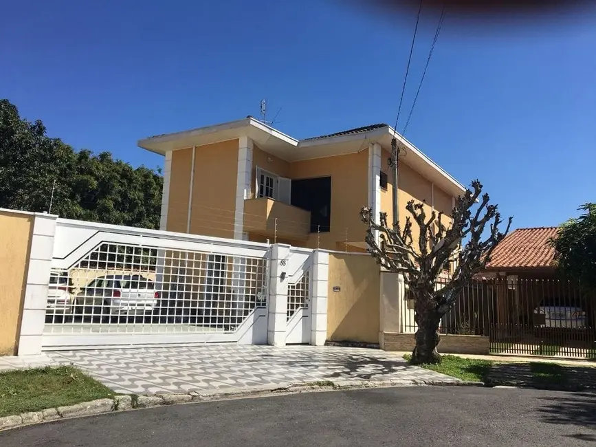 Foto 2 de Sobrado com 3 quartos à venda, 196m2 em Tremembe - SP