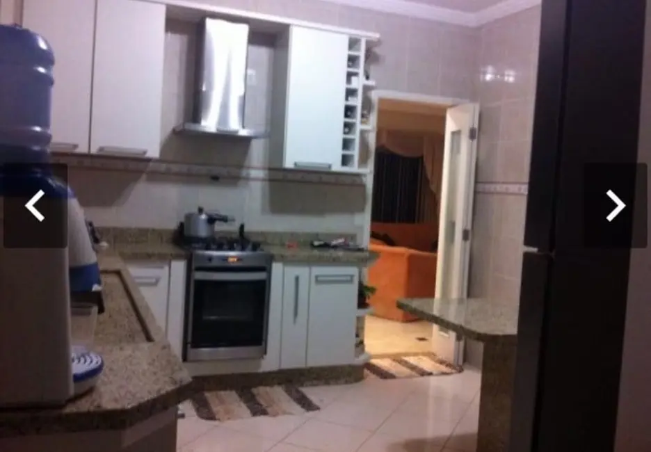 Foto 9 de Sobrado com 3 quartos à venda, 196m2 em Tremembe - SP