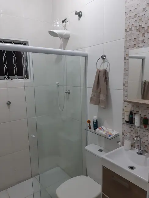 Foto 7 de Casa com 3 quartos à venda, 140m2 em Pindamonhangaba - SP