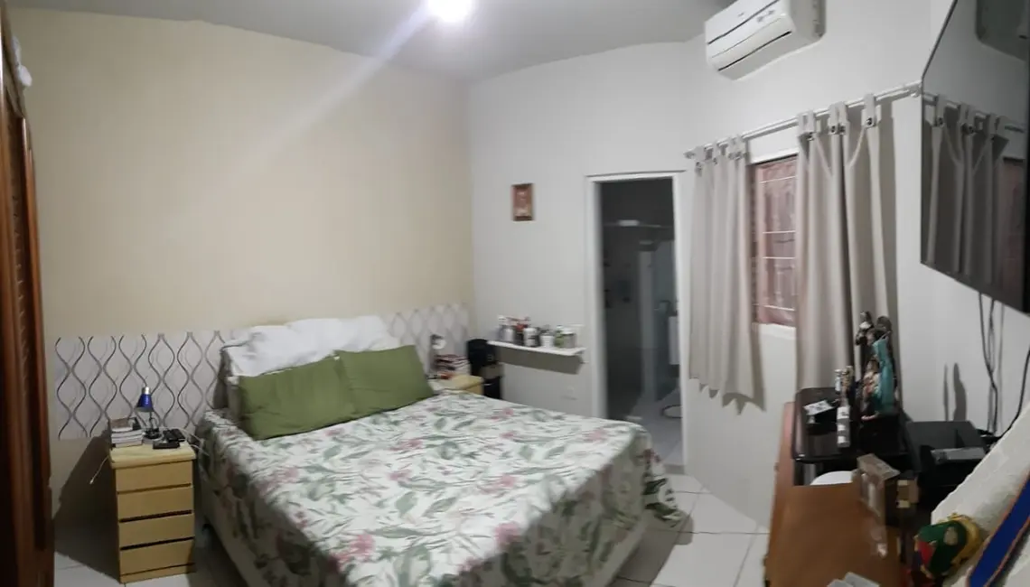 Foto 8 de Casa com 3 quartos à venda, 140m2 em Pindamonhangaba - SP
