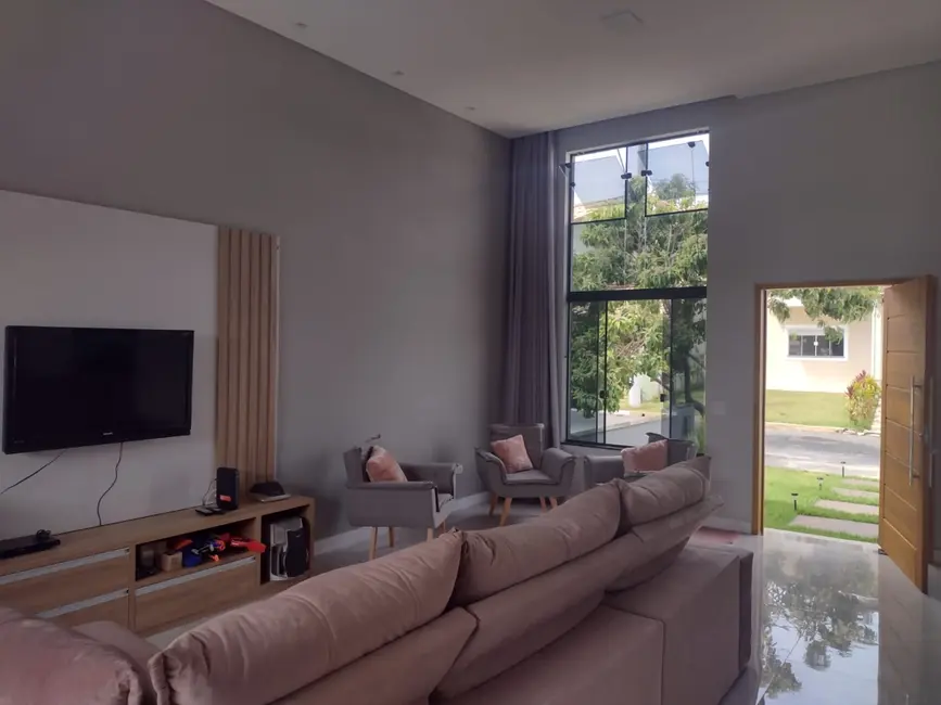 Foto 2 de Casa de Condomínio com 3 quartos à venda, 167m2 em Tremembe - SP