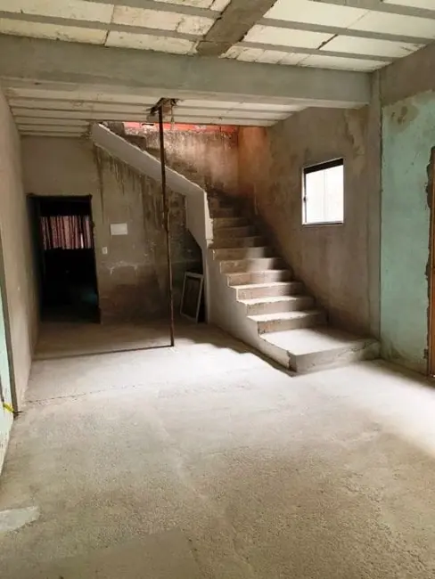 Sobrado com 3 quartos à venda em Pindamonhangaba - SP - imagem 8 Foto 8 de Sobrado com 3 quartos à venda em Pindamonhangaba - SP