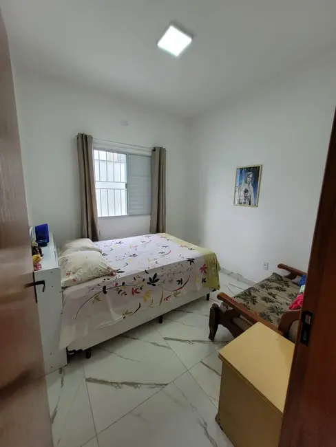 Casa com 3 quartos à venda, 90m2 em Pindamonhangaba - SP - imagem 8 Foto 8 de Casa com 3 quartos à venda, 90m2 em Pindamonhangaba - SP