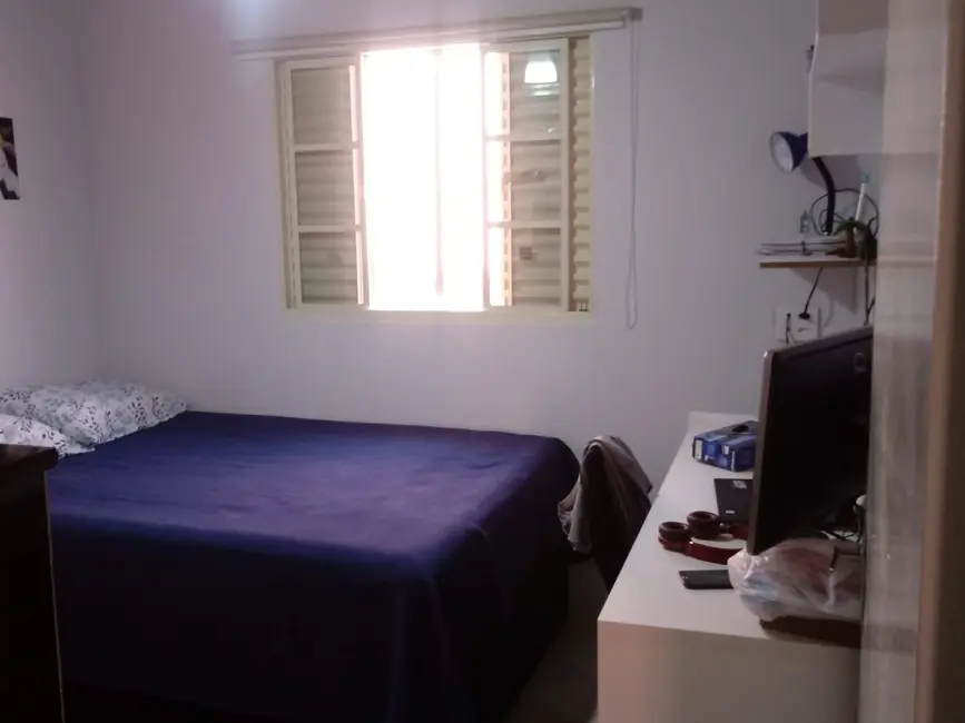 Foto 3 de Casa com 2 quartos à venda, 140m2 em Vila Bela, Taubate - SP