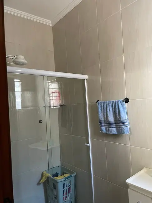 Foto 3 de Casa com 2 quartos à venda, 61m2 em Pindamonhangaba - SP