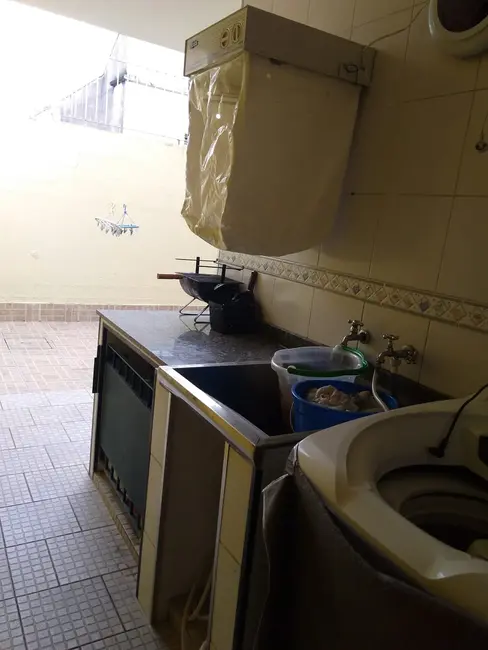 Foto 5 de Casa com 3 quartos à venda, 163m2 em Centro, Taubate - SP