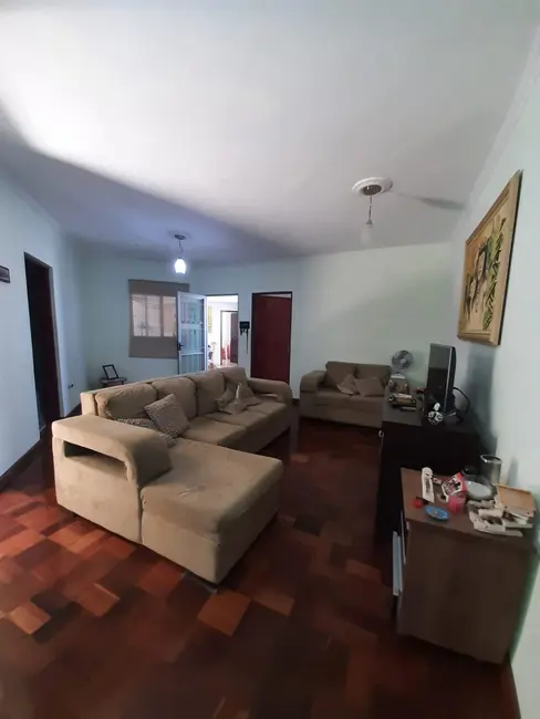 Foto 7 de Sobrado com 5 quartos à venda, 270m2 em Jardim Santa Tereza, Taubate - SP
